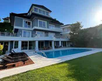 Panoramic Bosphorus view luxury homes in Besiktas